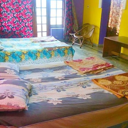 Sri Devi Comforts Hotell Chikmagalūr Eksteriør bilde